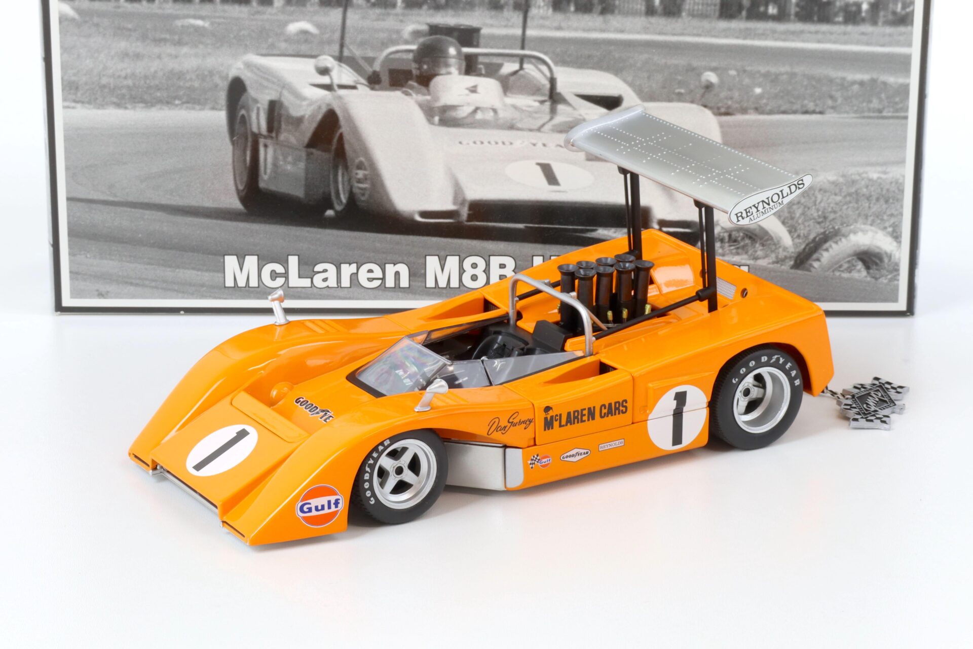 ID 68242 orig 1.jpg 1:18 GMP McLaren M8B High Wing CanAm Dan Gurney orange #1