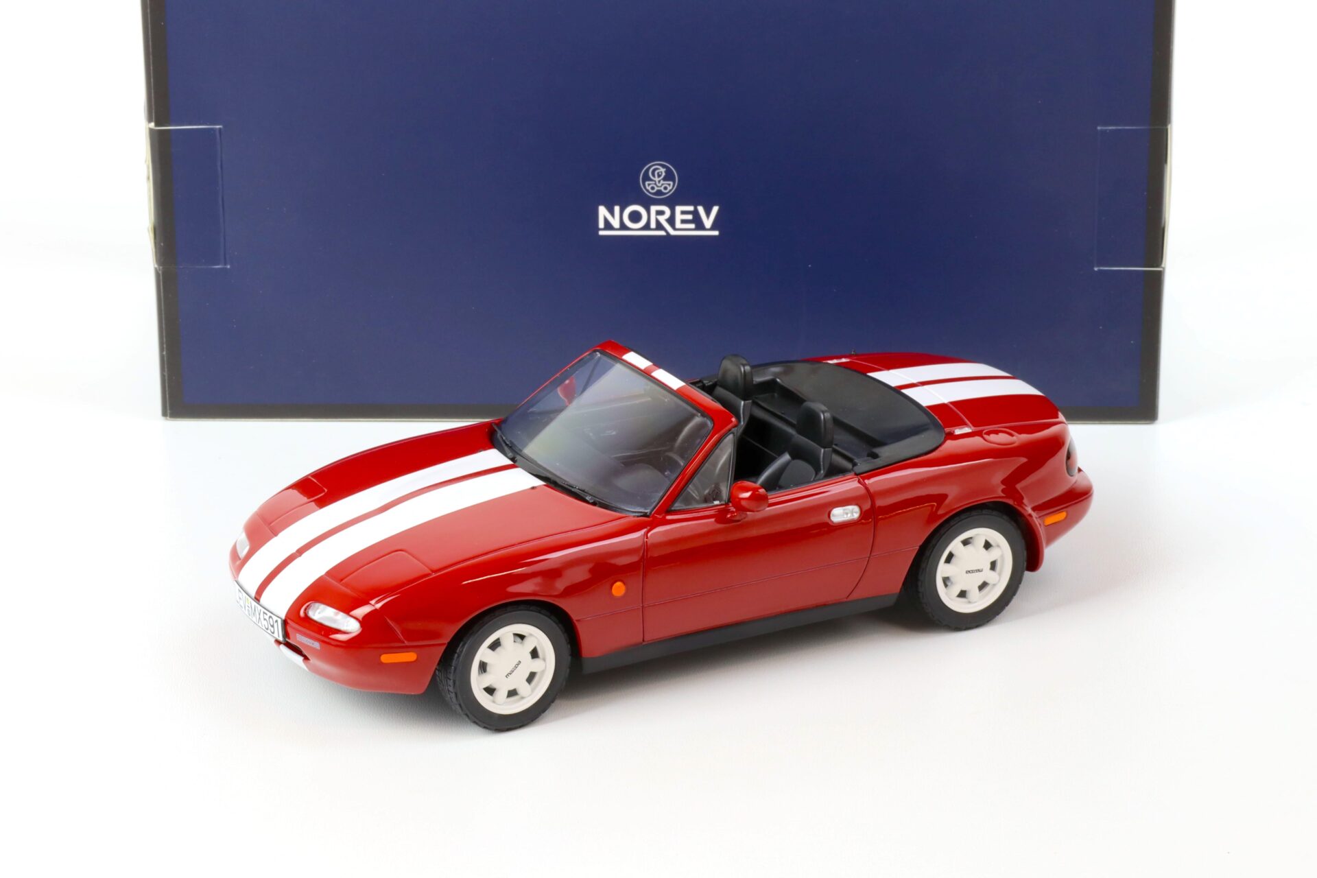 ID 68548 orig.jpg 1:18 Norev Mazda MX-5 Roadster 1989 red/ white stripes - Limited 200 pcs.