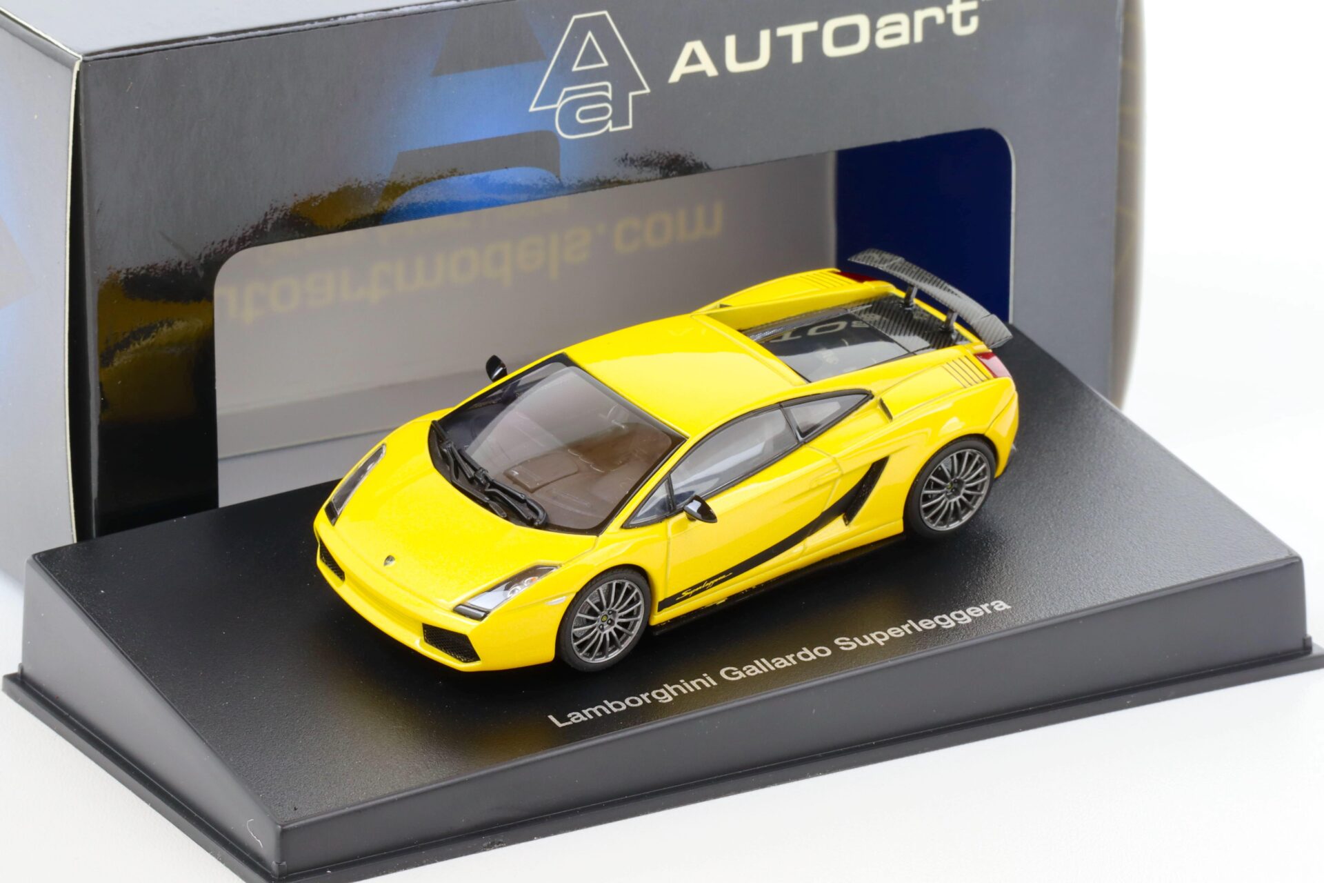 1:43 AUTOart Lamborghini Gallardo Superleggera Giallo Midas/ yellow 54614