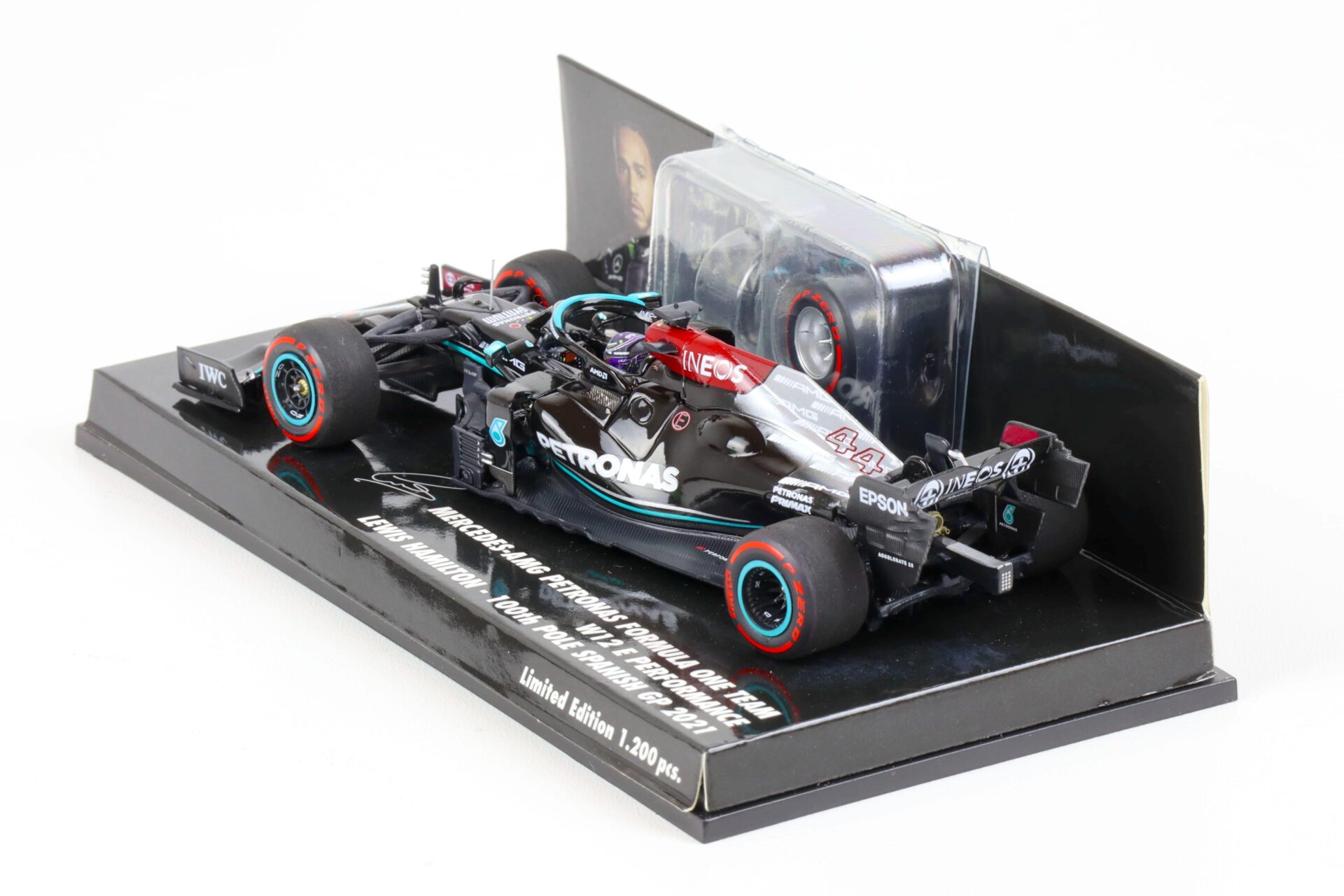 1:43 Minichamps Mercedes-AMG Petronas F1 Team W12 E Hamilton 100th Pole 2021