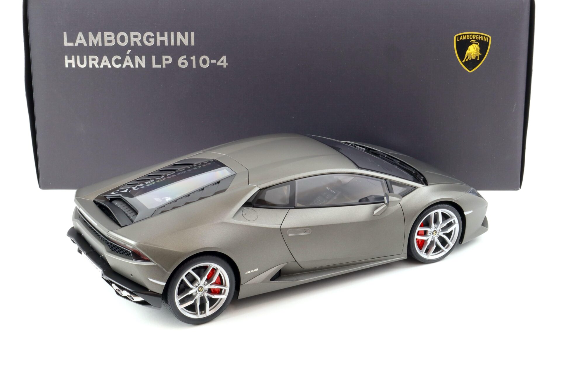 1:12 AUTOart Lamborghini Huracan LP 610-4 Grigio titans/ matt grey
