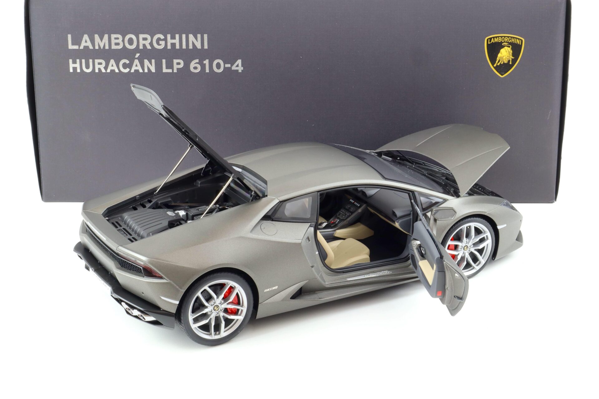1:12 AUTOart Lamborghini Huracan LP 610-4 Grigio titans/ matt grey