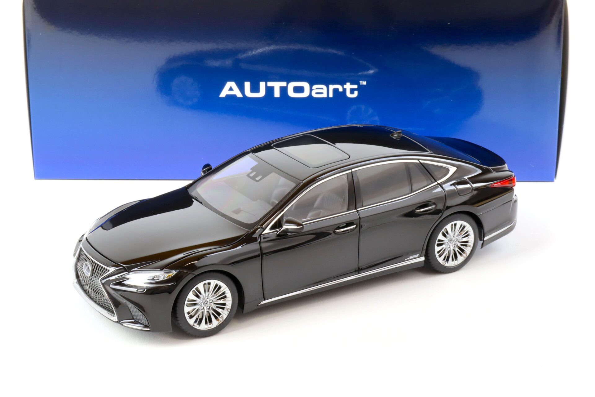ID 69877 orig.jpg 1:18 AUTOart Lexus LS 500h Limousine 2018 black/ black interior 78868