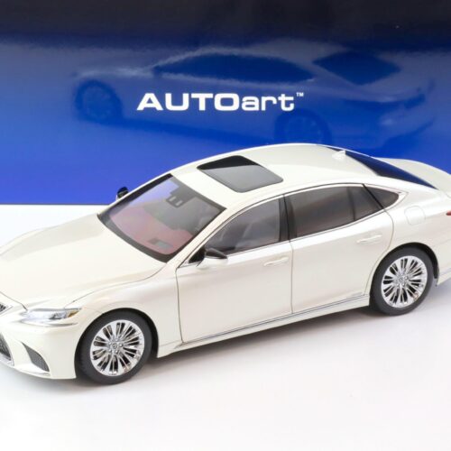 1:18 AUTOart Lexus LS 500h Sedan 2018 sonic white/ crimson& black 78866 - Image 1
