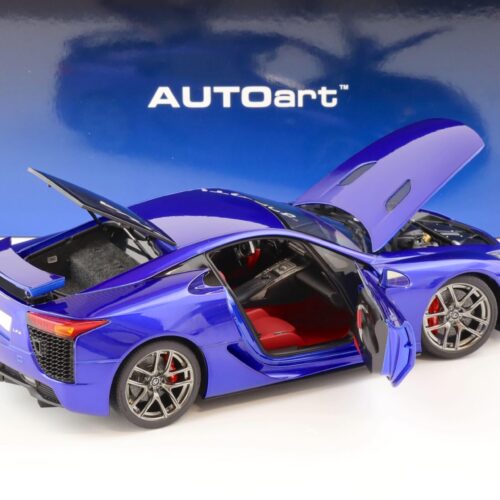 1:18 AUTOart Lexus LFA 2010 pearl blue 78858 - Image 4