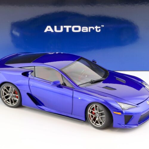 1:18 AUTOart Lexus LFA 2010 pearl blue 78858 - Image 2