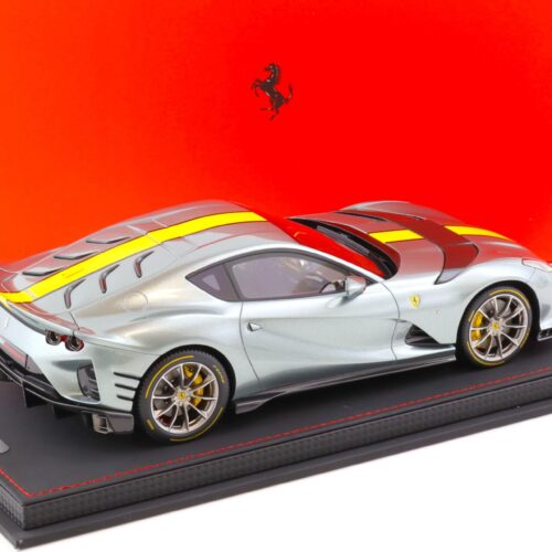 1:18 BBR Ferrari 812 Competizione 2021 Grigio Coburn/ yellow stripe with display