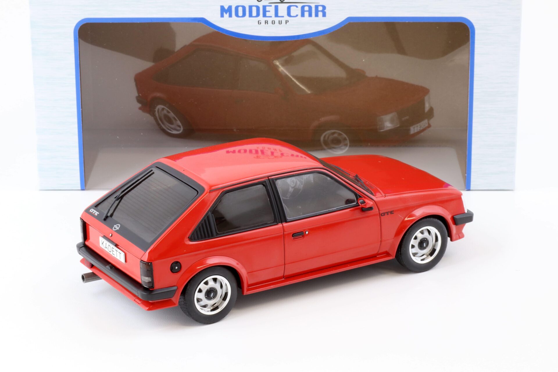 1:18 MCG Opel Kadett D GTE red 1983
