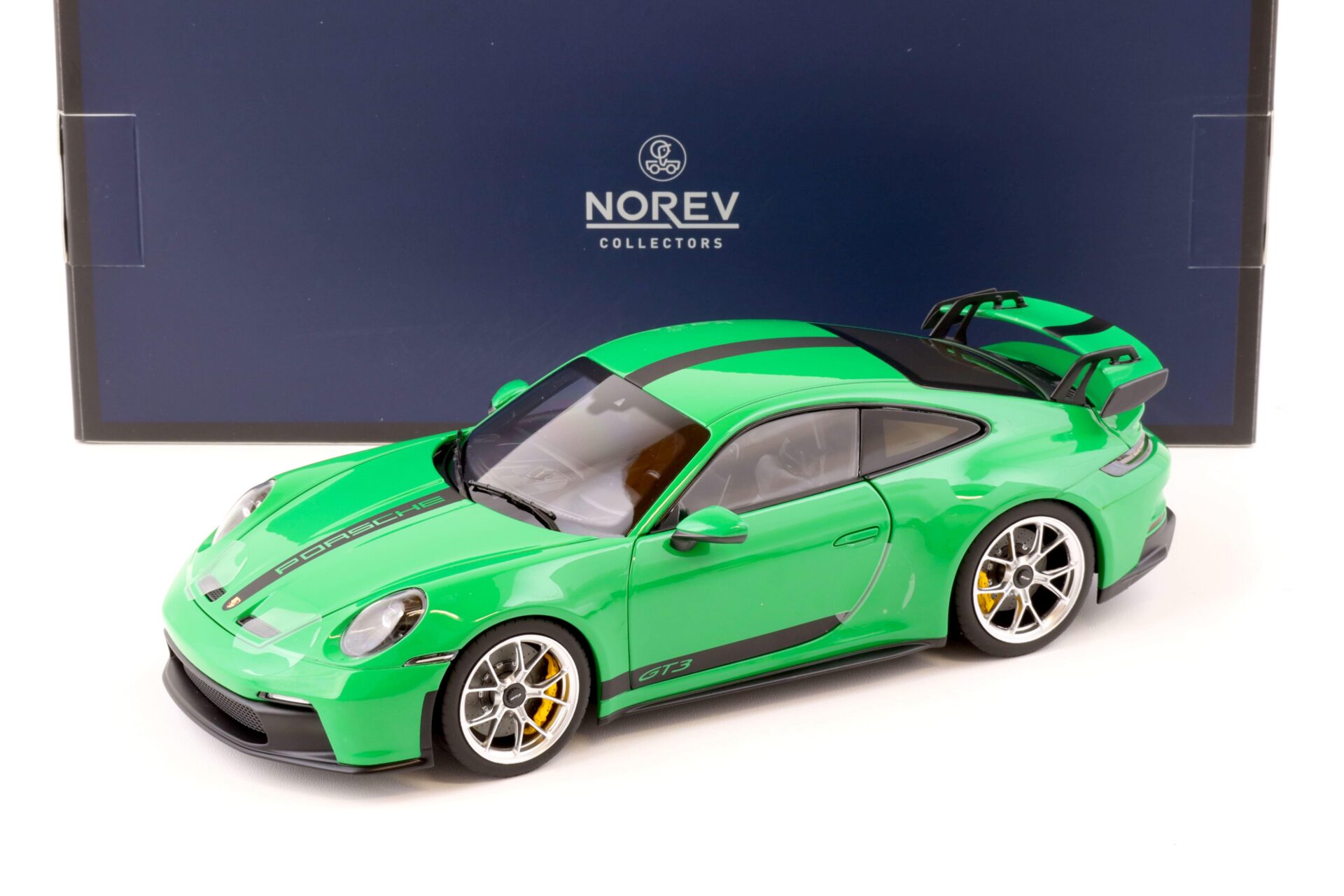 ID 72045 orig.jpg 1:18 Norev Porsche 911 (992) GT3 Coupe 2021 green - Limited 300 pcs.