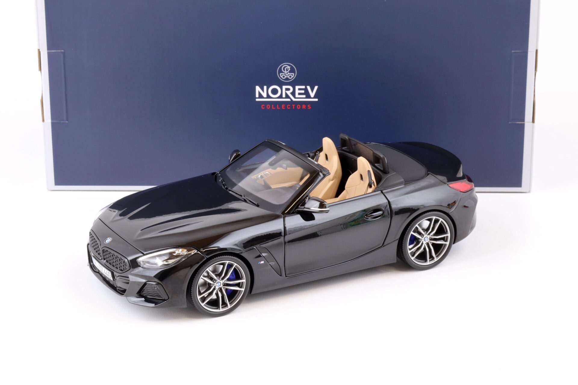 ID 73325 orig.jpg 1:18 Norev BMW Z4 M40i Roadster (G29) black metallic 2019