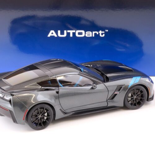 1:18 AUTOart Chevrolet Corvette C7 Grand Sport Watkins Glen grey metallic 71272