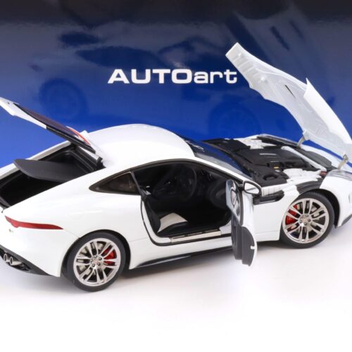 1:18 AUTOart Jaguar F-Type R Coupe Polaris white 73651