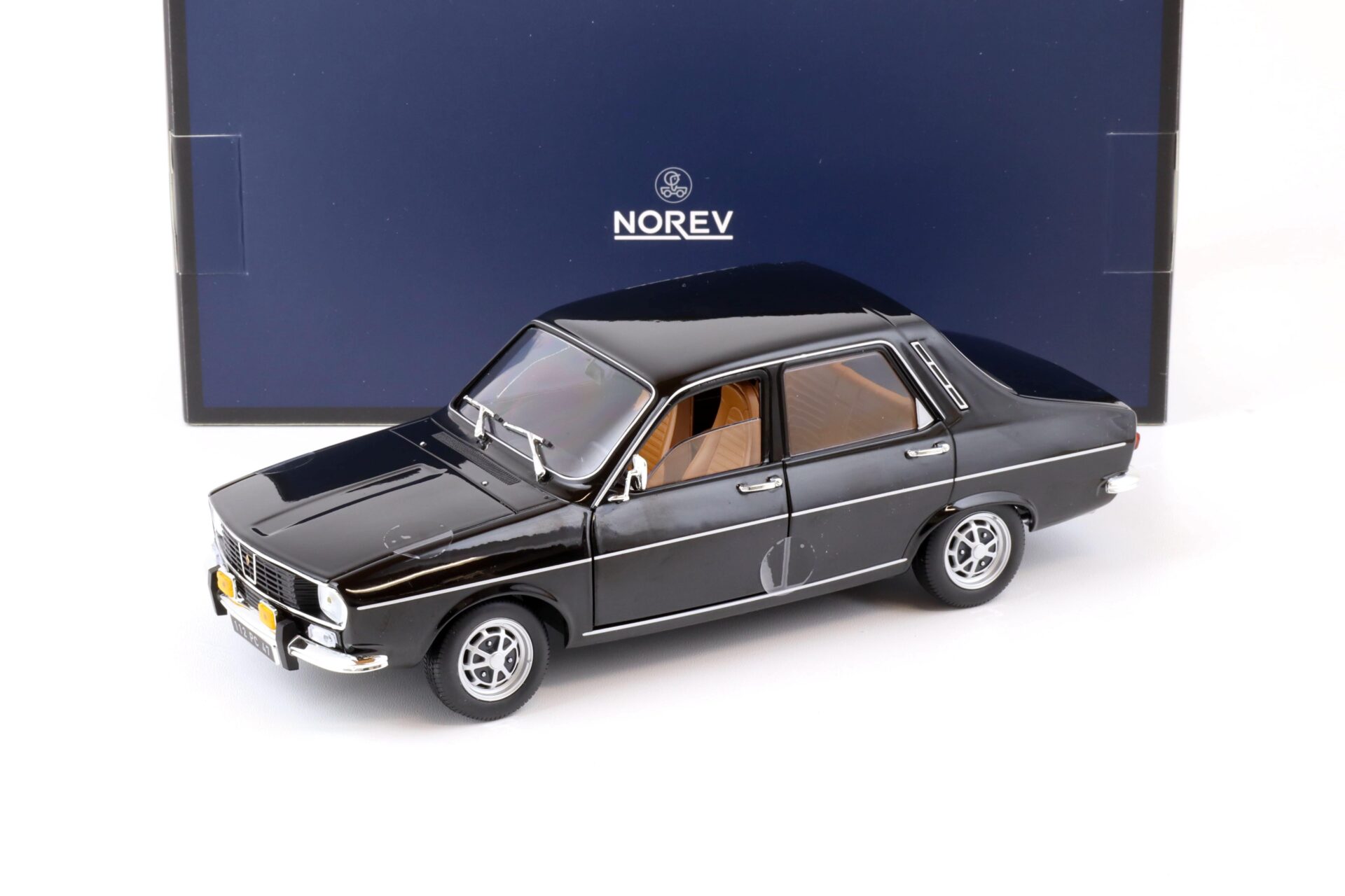 ID 73675 orig.jpg 1:18 Norev Renault 12 TS 1973 black - Limited 400 pcs.