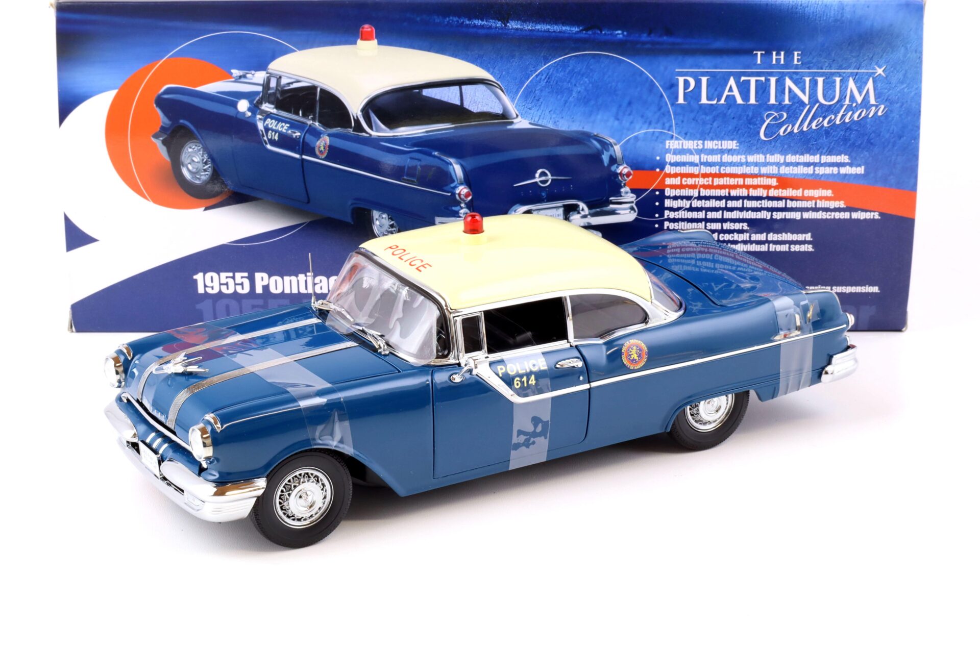 ID 74104 orig.jpg 1:18 Sun Star 1955 Pontiac Star Chief Hard Top Police Car blue / beige