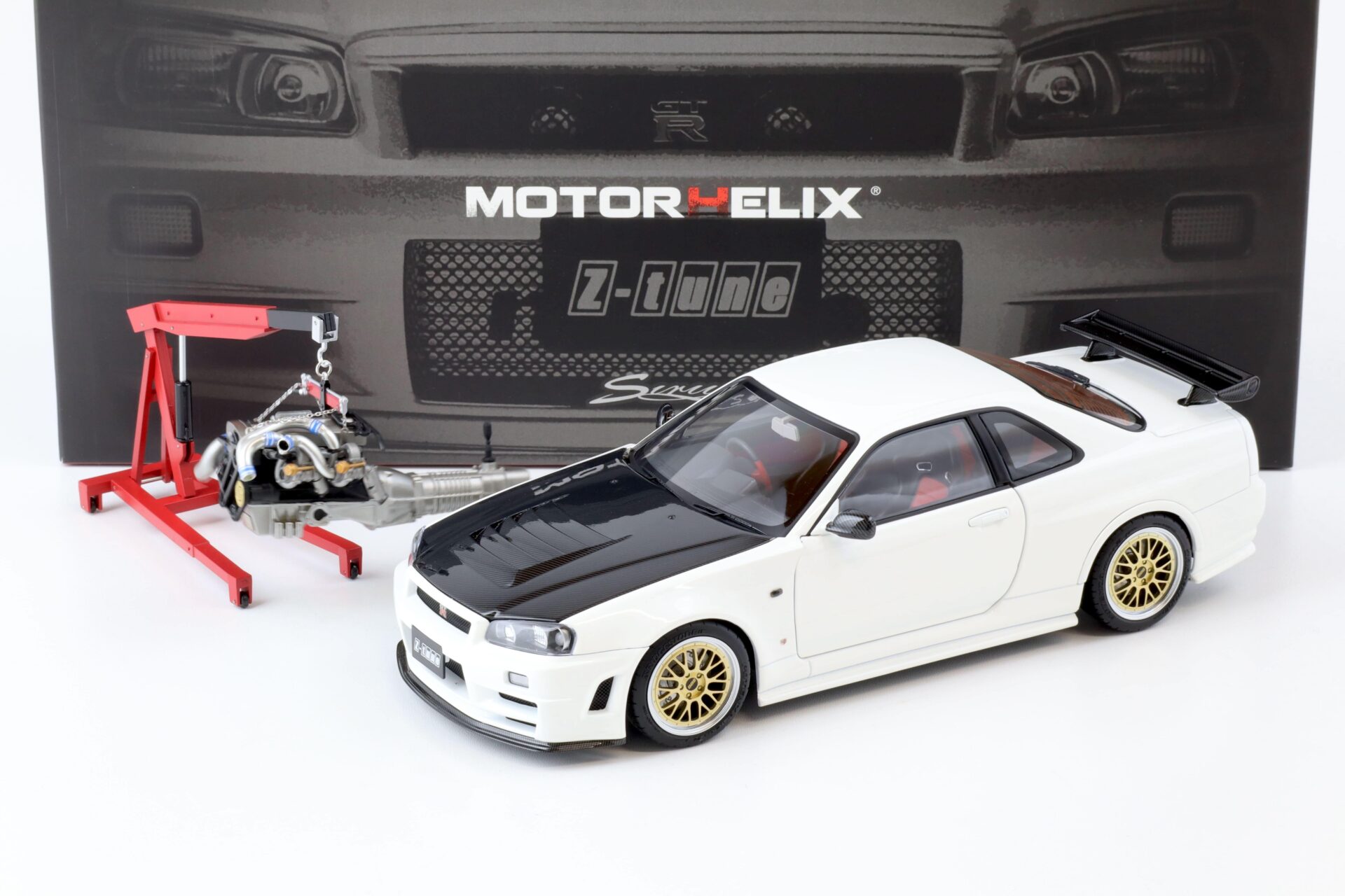 ID 75312 orig 1.jpg 1:18 Motorhelix Nissan Skyline GT-R (R34) Z-Tune Nismo white + engine M83407