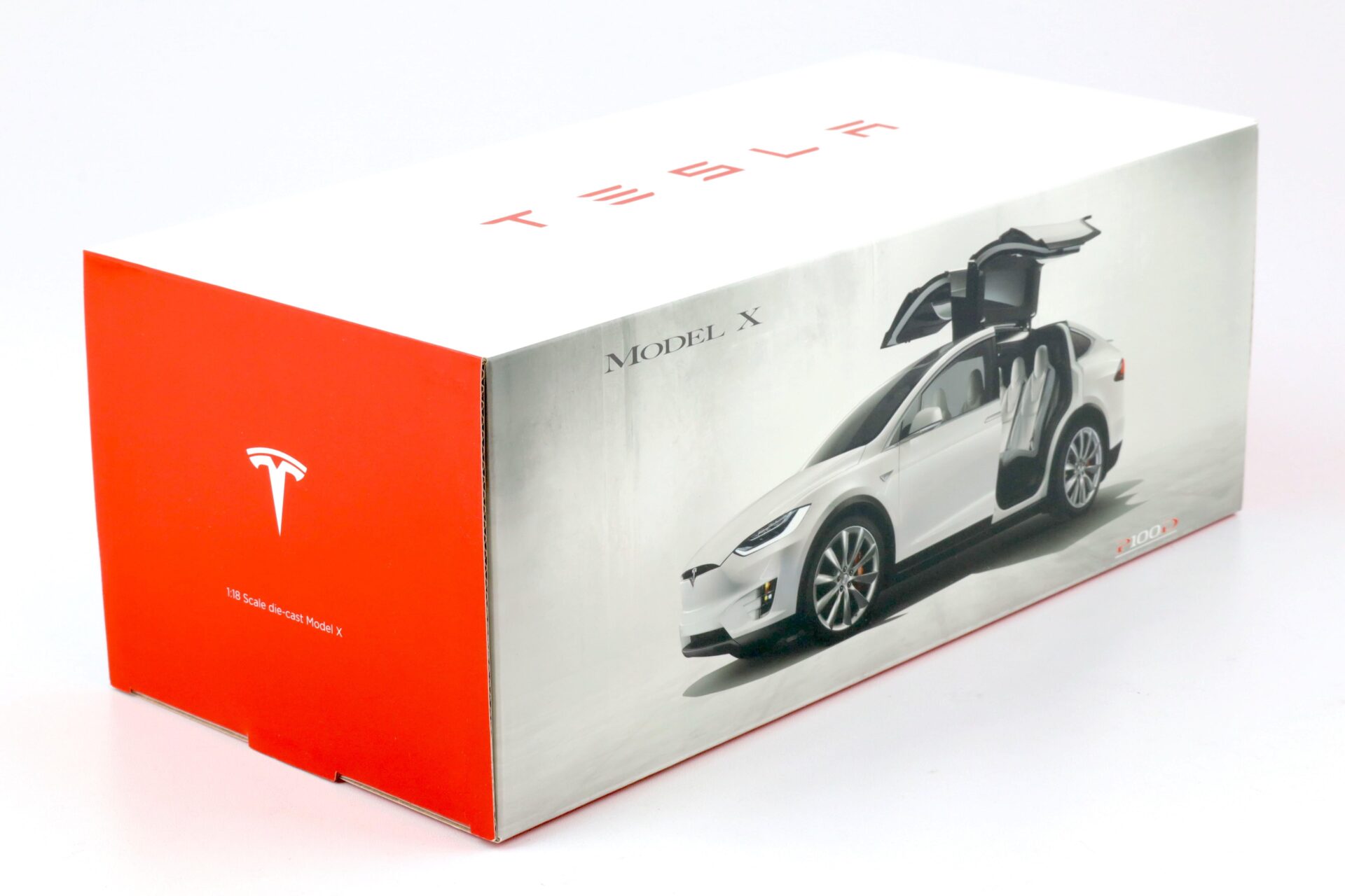 1:18 Original Tesla Model X P100D white Diecast DEALER VERSION