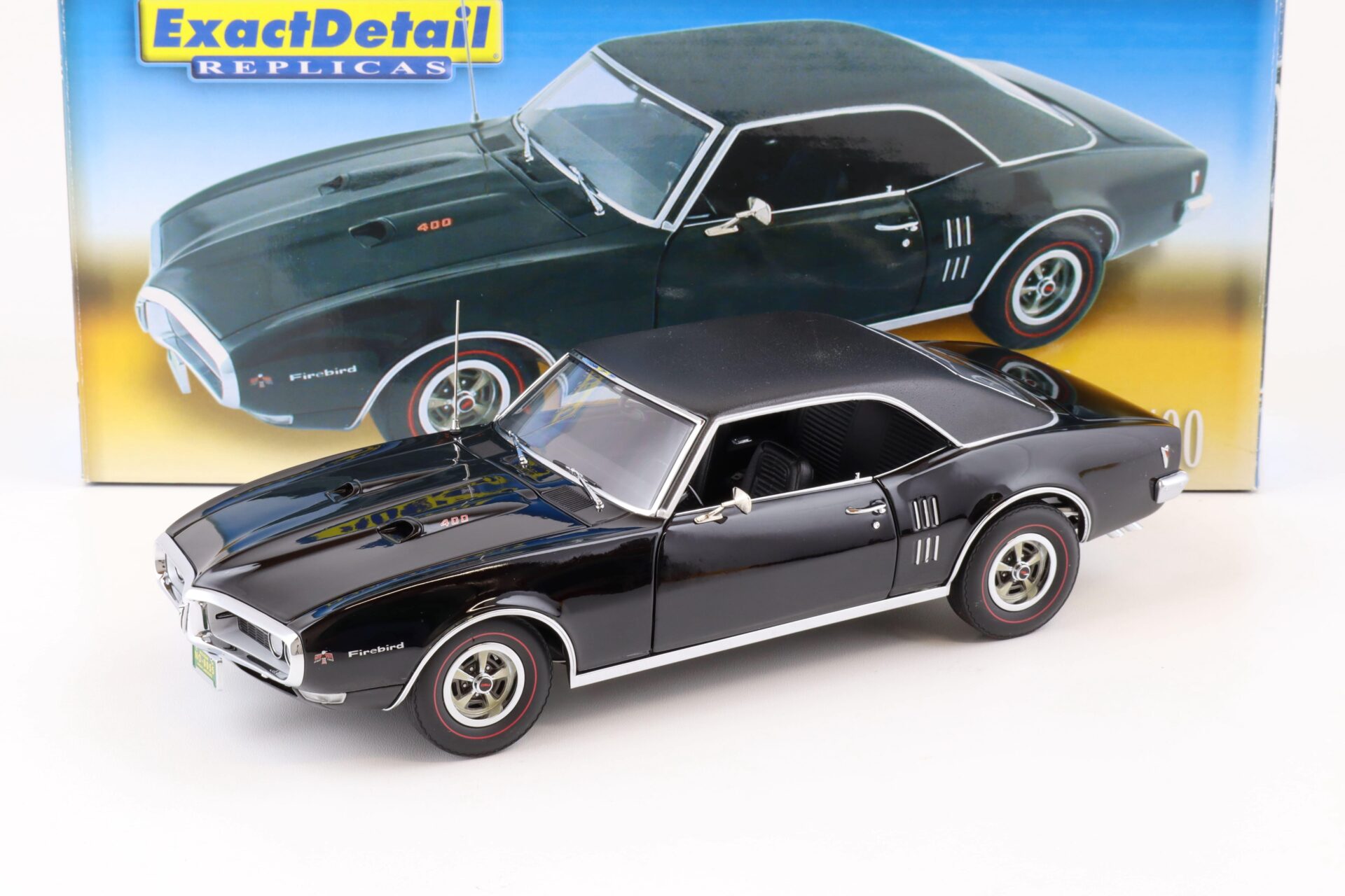 ID 75728 orig 1.jpg 1:18 Exact Detail 1968 Pontiac Firebird 400 Coupe black with vinyl roof