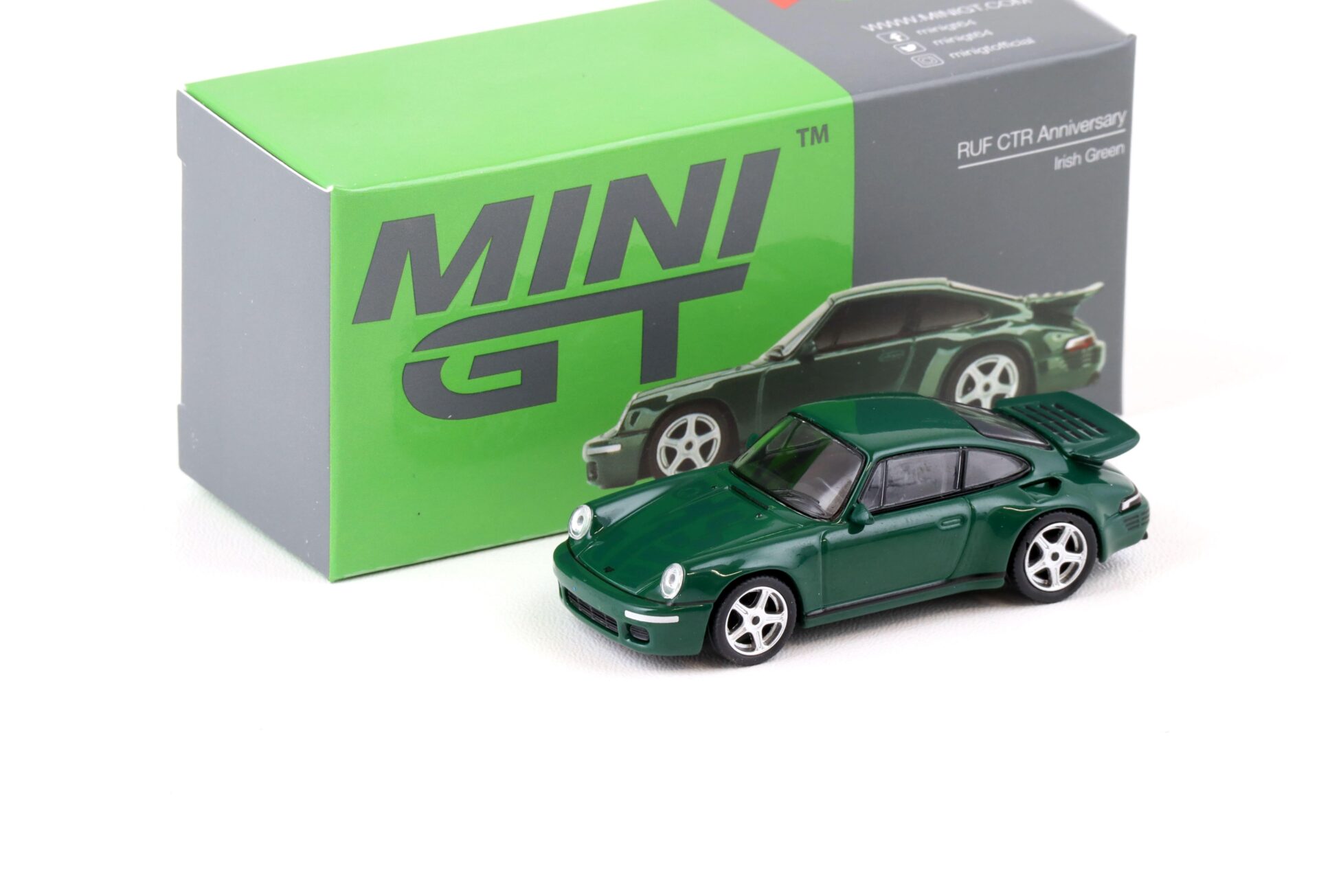 ID 75753 orig.jpg 1:64 TSM Mini GT Porsche 911 RUF CTR Anniversary Irish green
