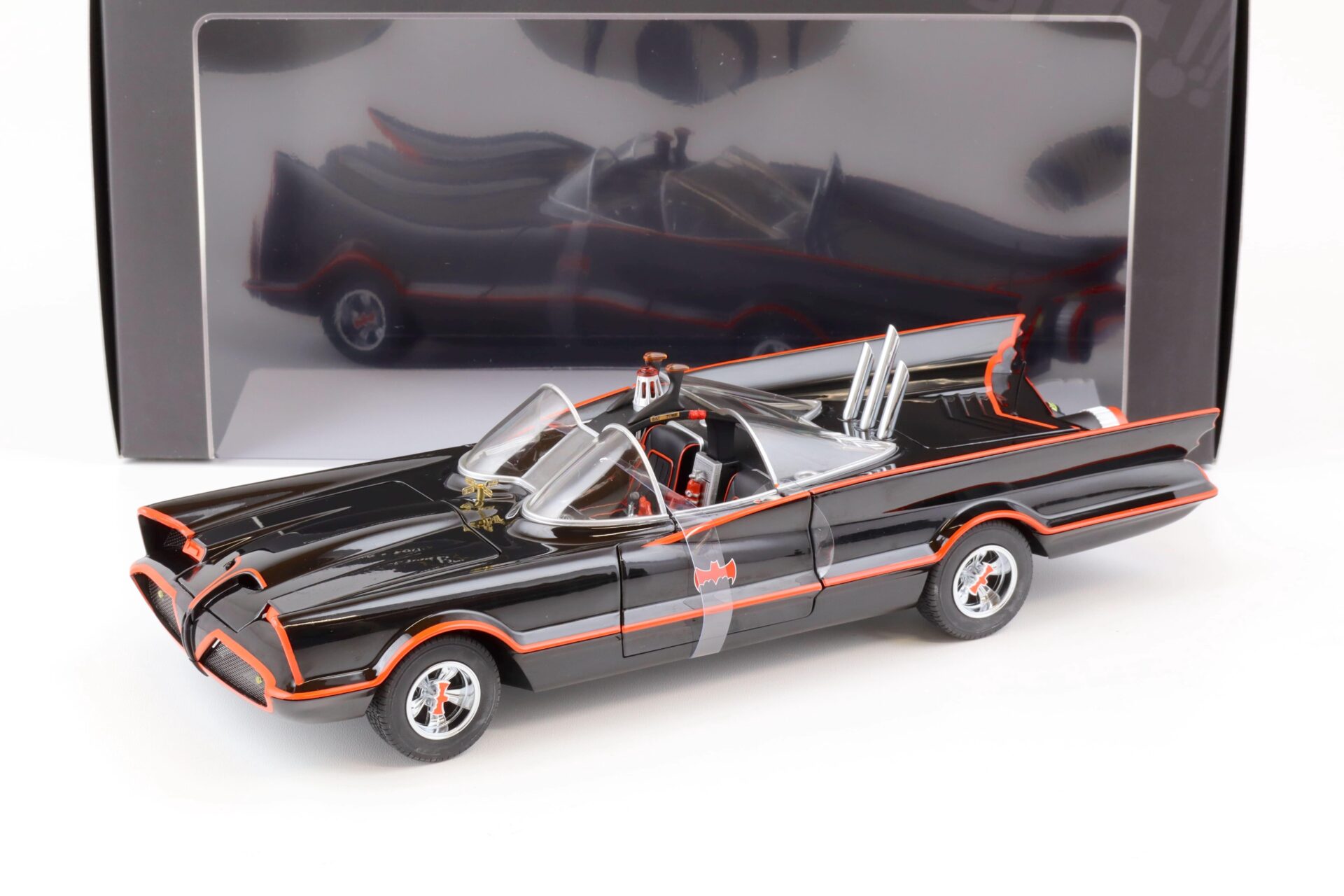 ID 75897 orig.jpg 1:18 Hot Wheels Elite 1966 BATMAN TV Series Batmobile black L7130