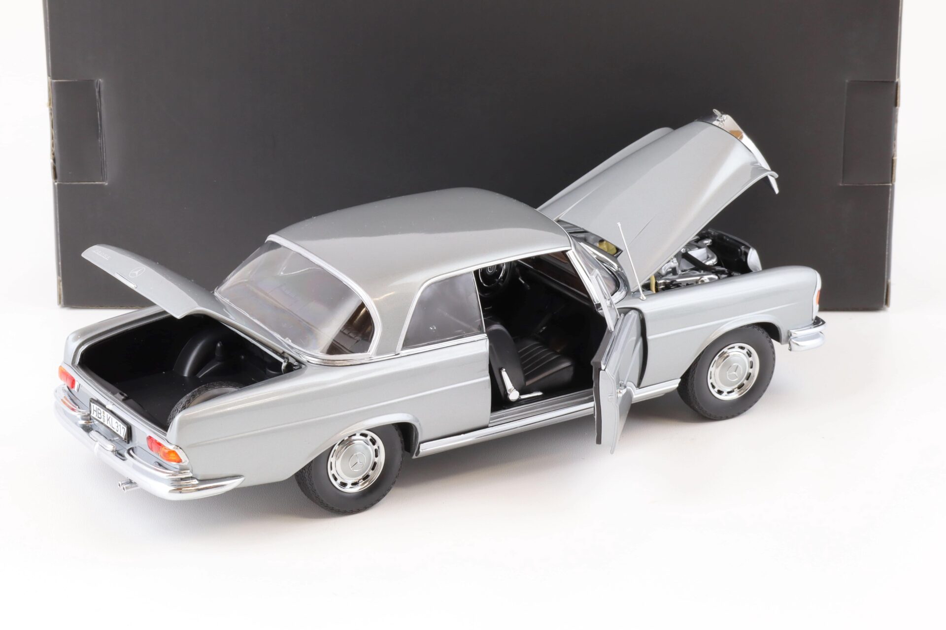 1:18 Norev Mercedes 280 SE Coupé 1969 grey metallic 183529