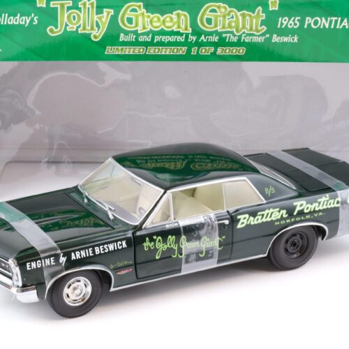 1:18 Sun Star 1965 Pontiac GTO Rick HolladayÂ´s Jolly Green Giant dark green