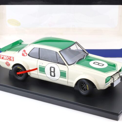 1:18 AUTOart Nissan Skyline GT-R (KPGC10) Racing 1971 Hasemi #8 Japan GP 2nd Place - Image 2