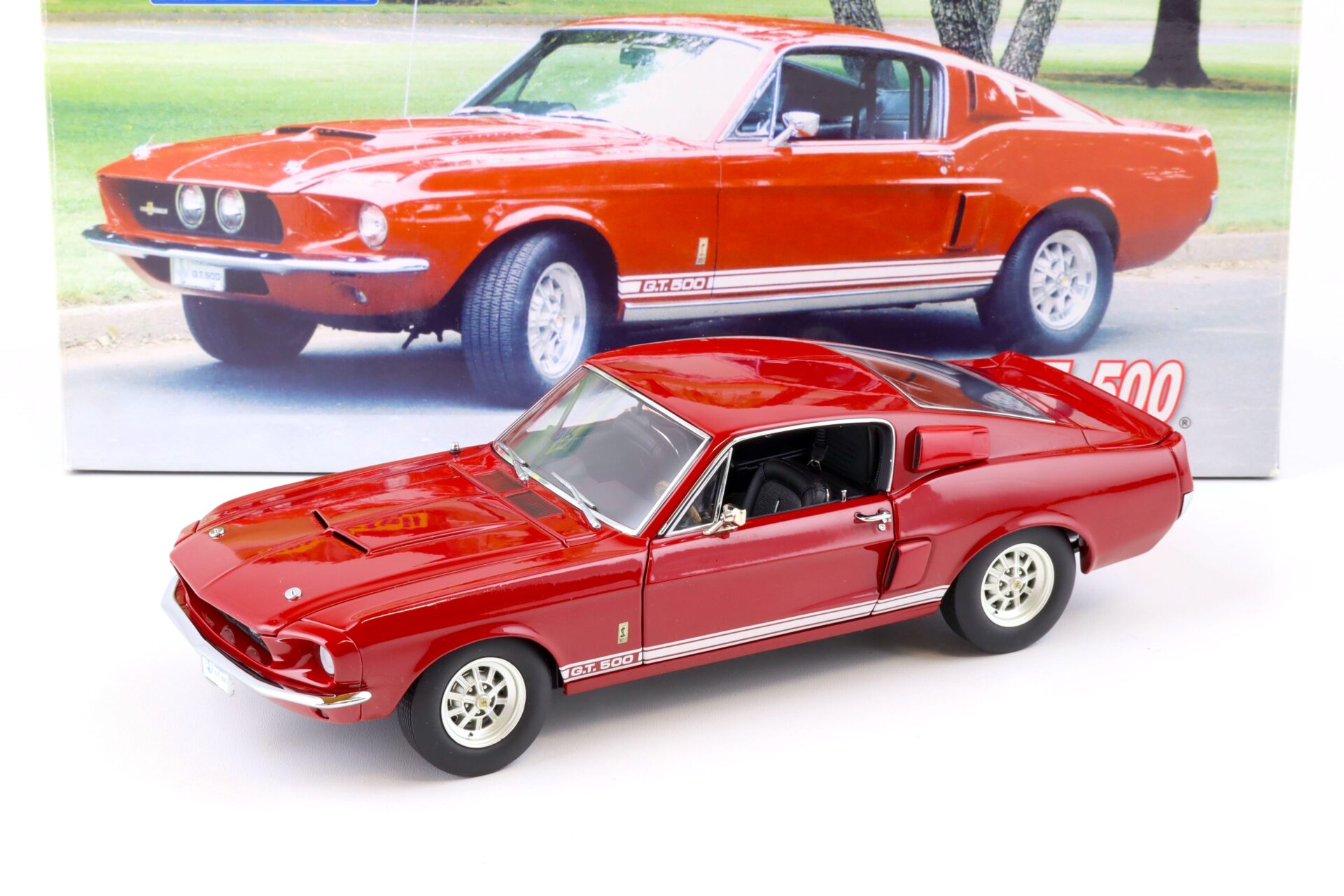 ID 76272 orig 1.jpg 1:18 Exact Detail 1967 Ford Mustang Shelby GT500 Coupe Candyapple red
