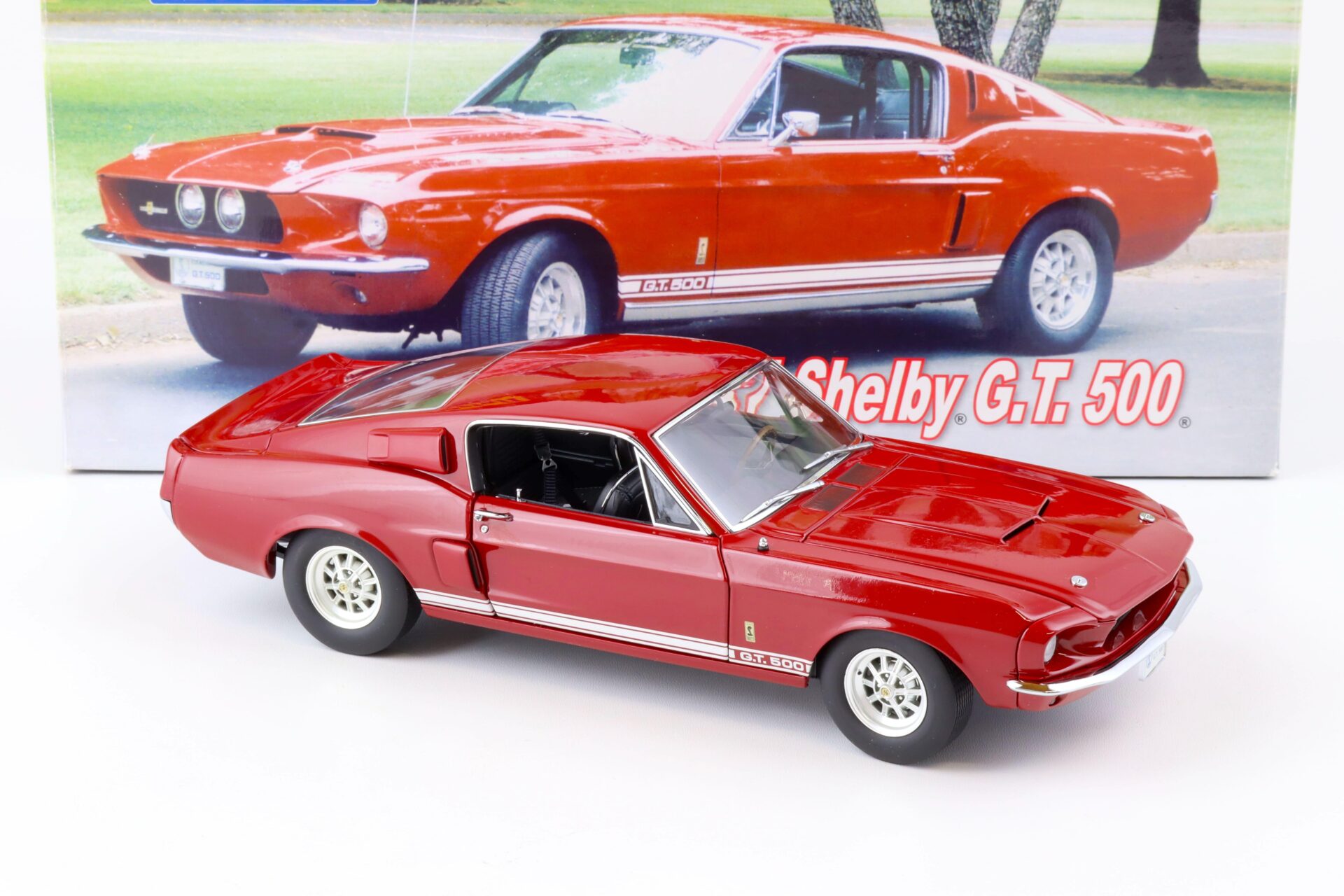 1:18 Exact Detail 1967 Ford Mustang Shelby GT500 Coupe Candyapple red