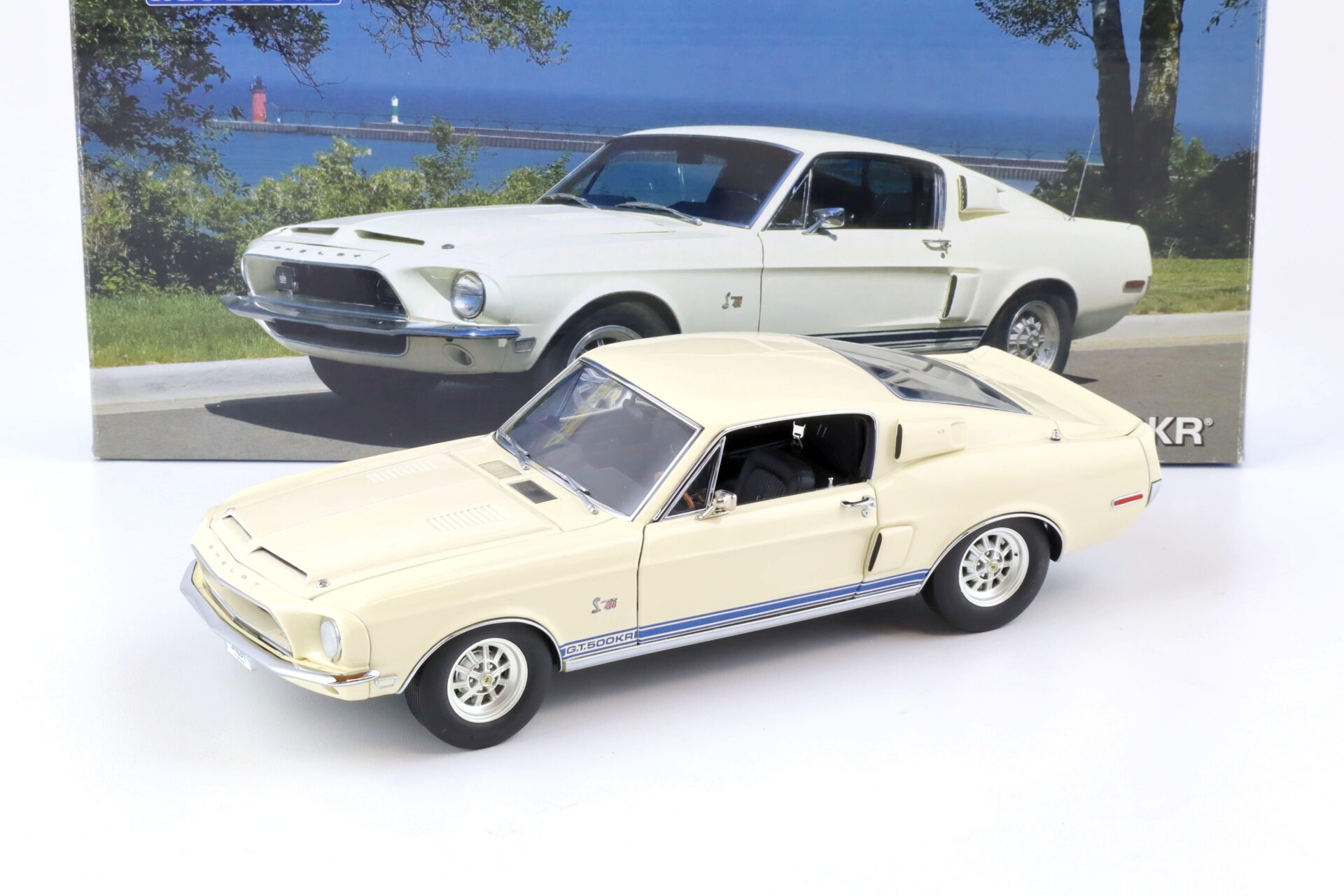 ID 76391 orig 1.jpg 1:18 Exact Detail 1968 Shelby GT 500KR Coupe white