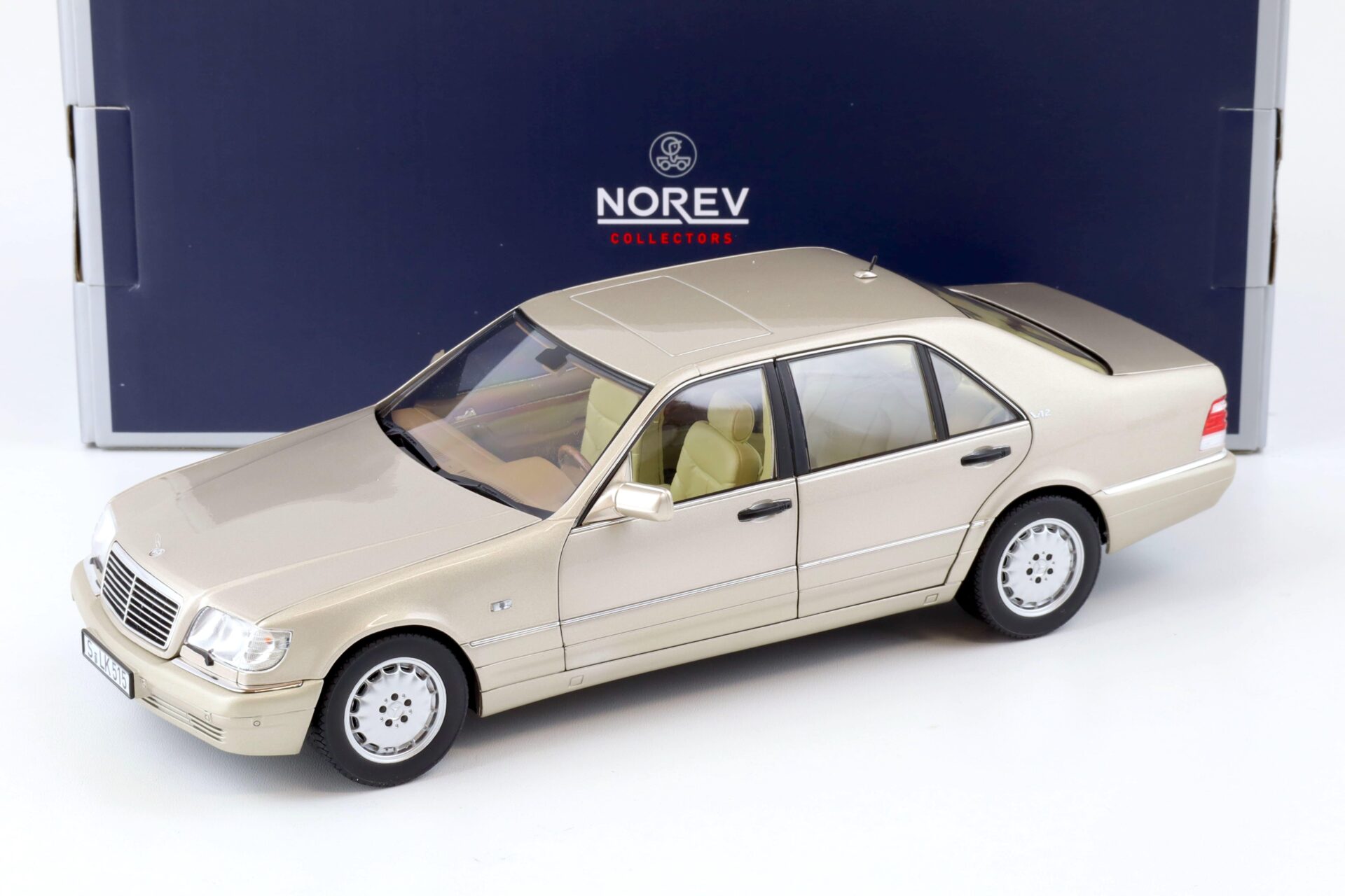 ID 76460 orig 1.jpg 1:18 Norev Mercedes S-Klasse S600 W140 Limousine 1997 Smoke silver metallic