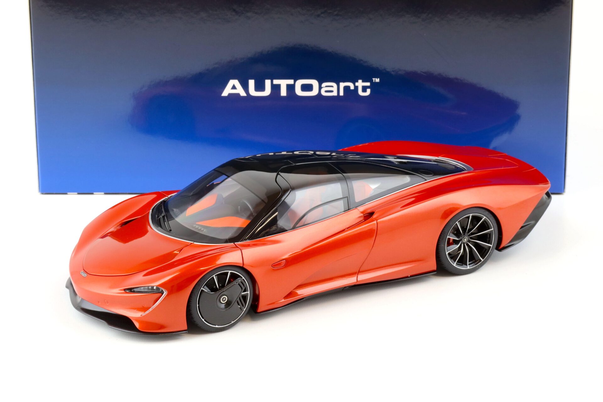 1:18 AUTOart McLaren Speedtail 2020 Volcano orange 76088