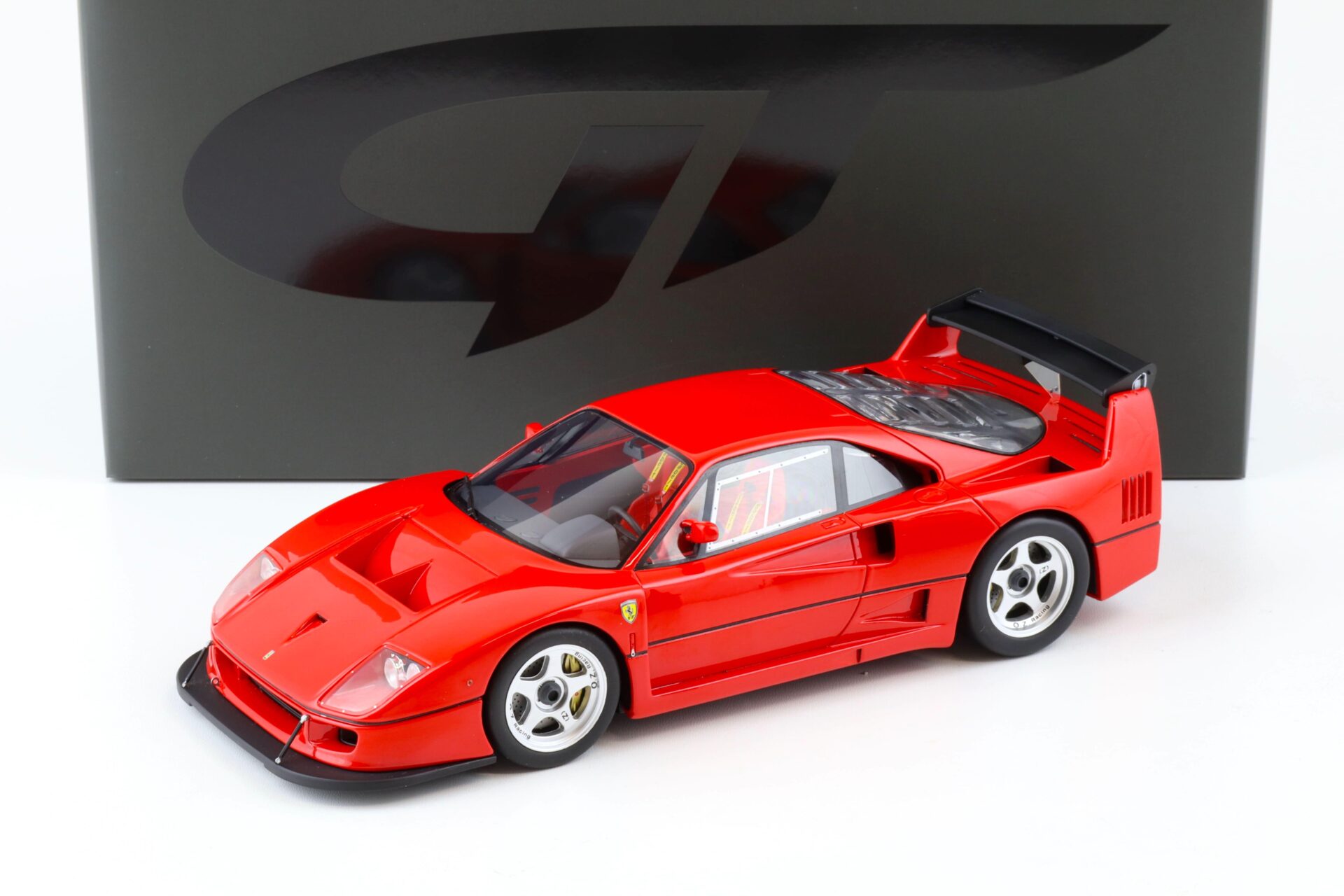 ID 78025 orig 1.jpg 1:18 GT Spirit GT388 Ferrari F40 LM red 1989
