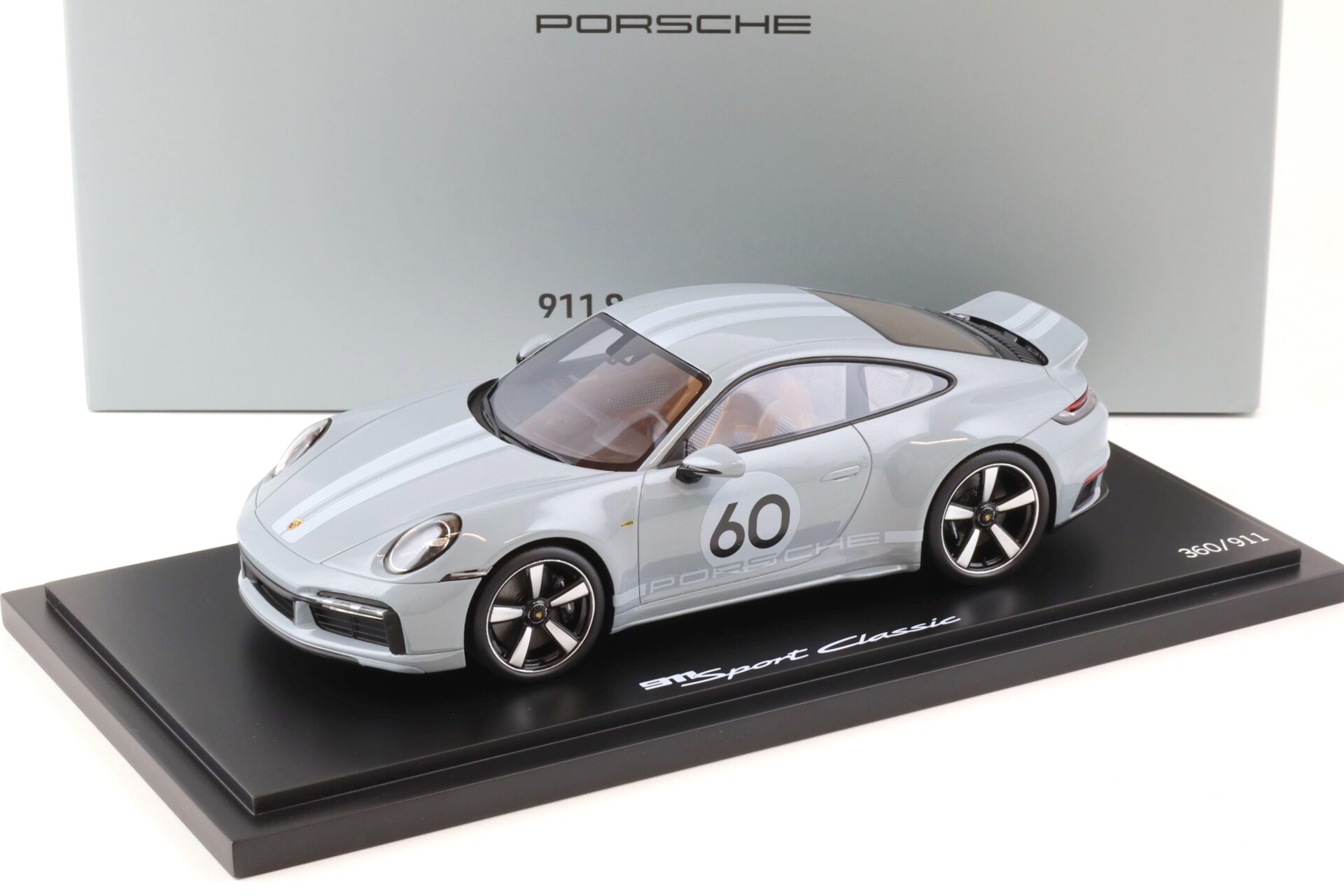 ID 78269 orig.jpg 1:18 Spark Porsche 911 (992) Sport Classic Coupe sport grey 2022 WAP DEALER