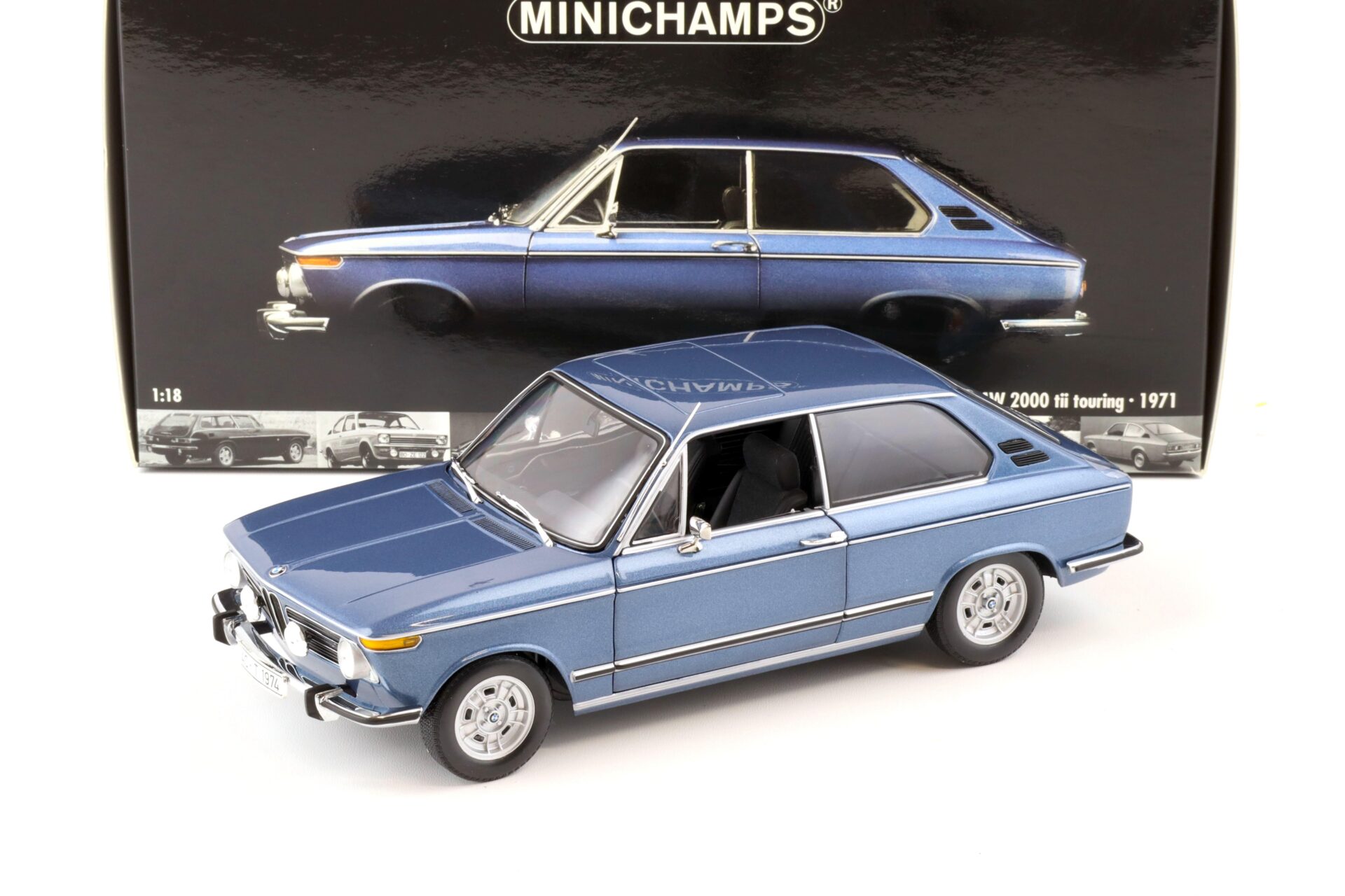 ID 78578 orig 1.jpg 1:18 Minichamps BMW 2000 tii Touring 1971 blue metallic
