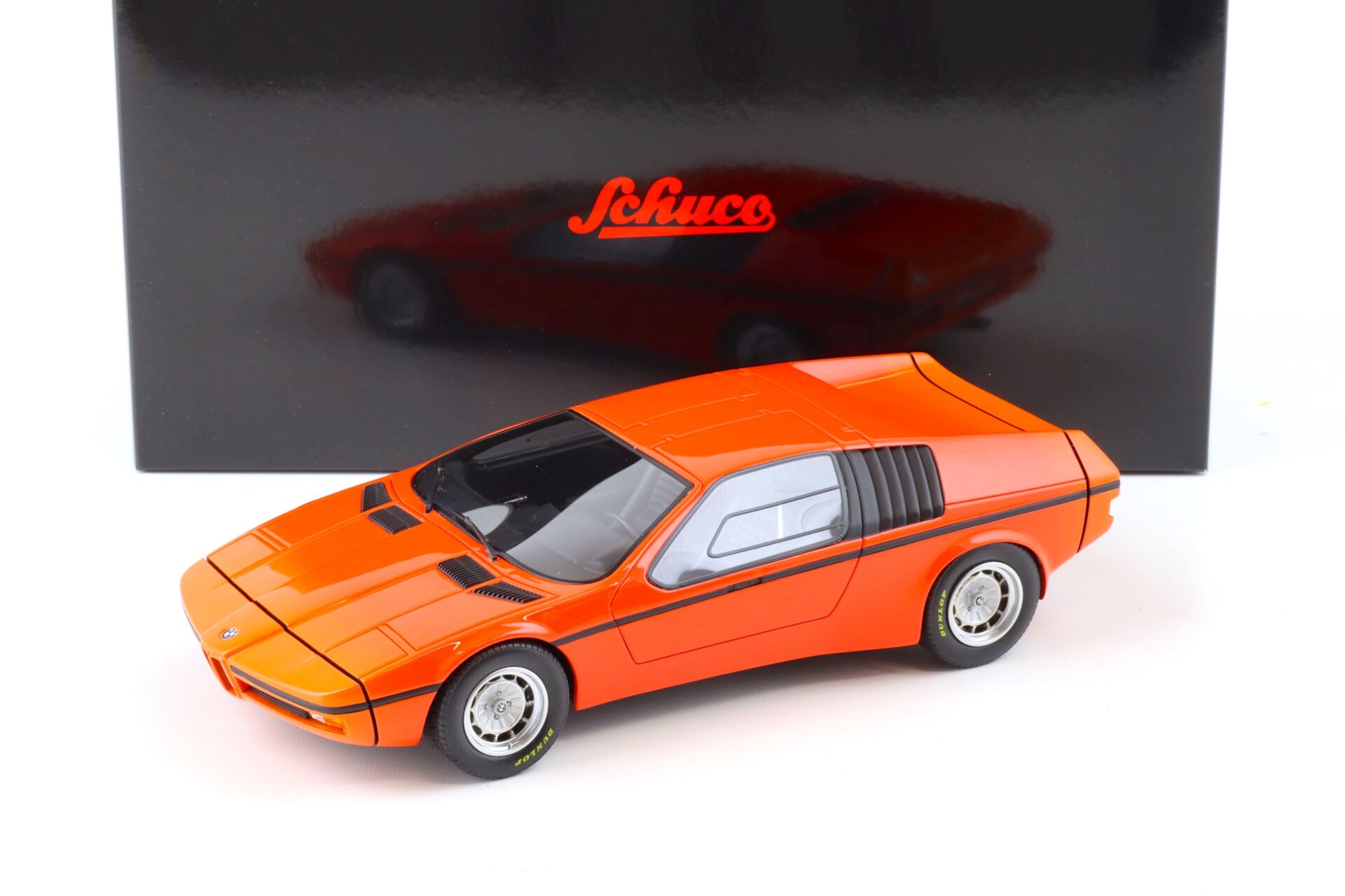ID 78586 orig 1.jpg 1:18 Schuco PRO.R18 BMW Turbo X1 E25 orange 1971