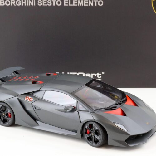 1:18 AUTOart Lamborghini Sesto Elemento Grey Carbon Fiber Pattern 74671 - Image 2