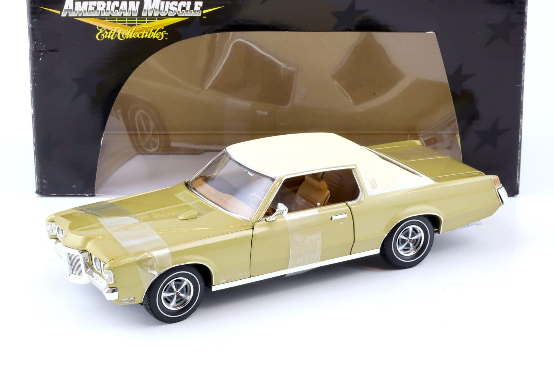 ID 78621 orig 1.jpg 1:18 ERTL Elite 1969 Pontiac Grand Prix SJ 428 Coupe gold metallic