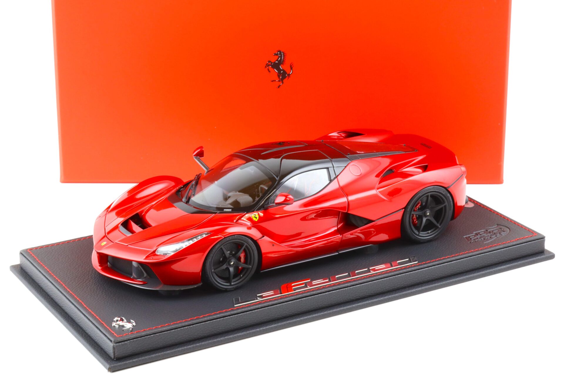 ID 79480 orig.jpg 1:18 BBR Ferrari LaFerrari Rosso Fuoco metallic red Die-Cast - Limited 100 pcs.