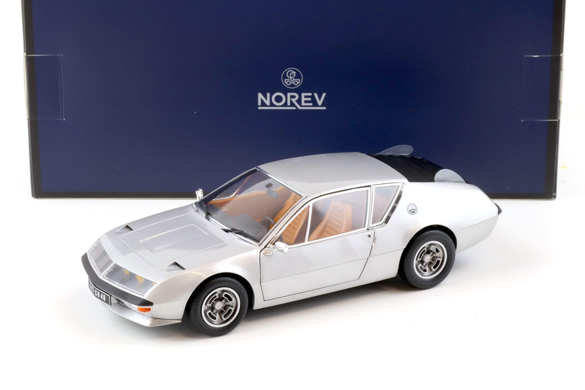 ID 79583 orig 1.jpg 1:18 Norev Alpine A310 1600 VF 1975 silver - Limited 310 pcs.