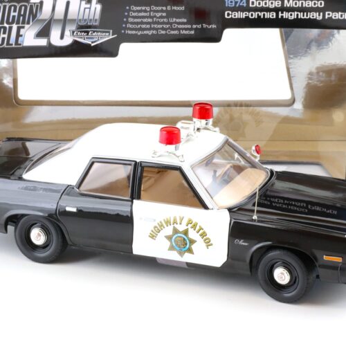 1:18 ERTL Elite Edition 1974 Dodge Monaco California Highway Patrol white/ black - Image 2