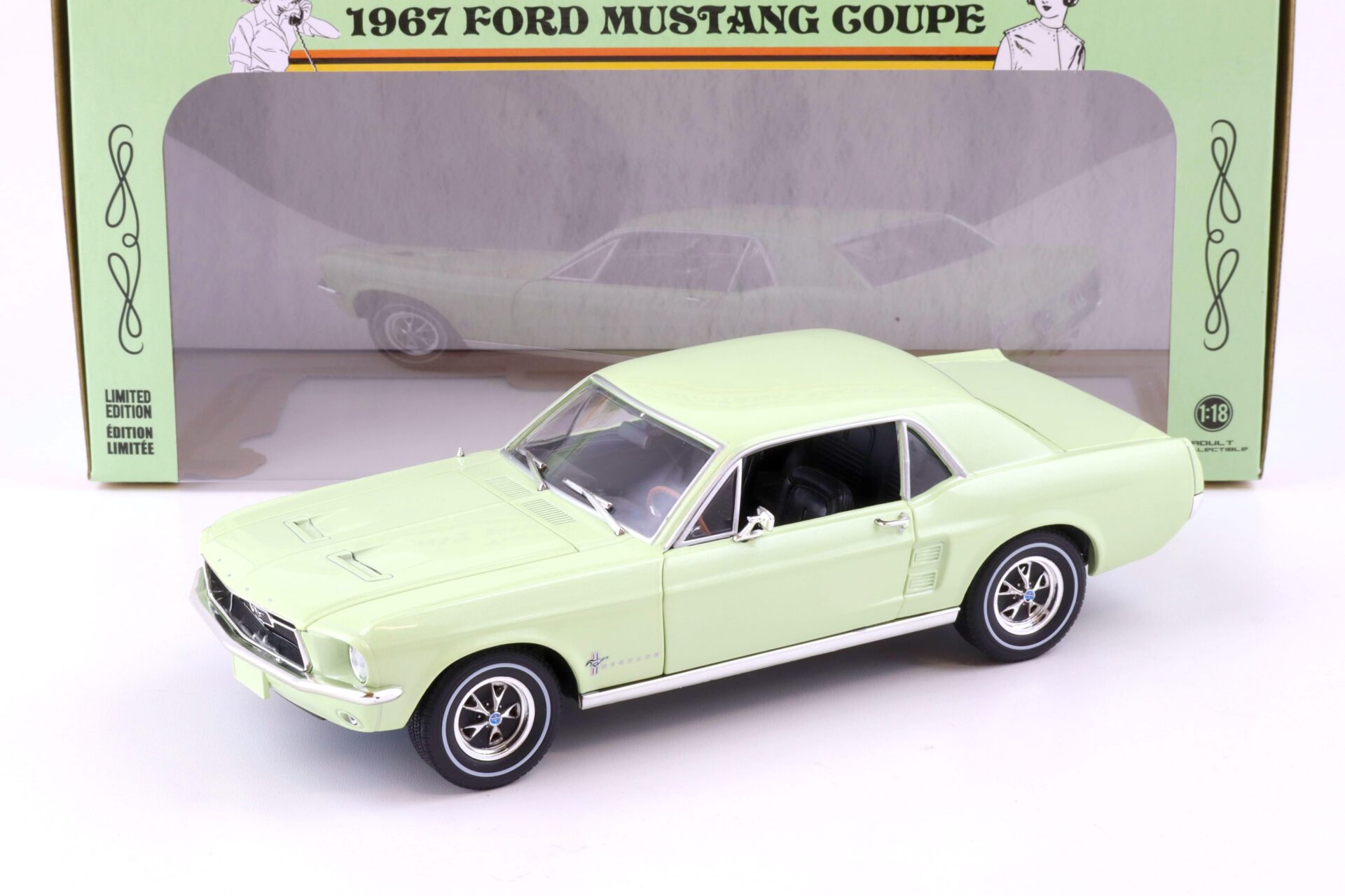 ID 80032 orig.jpg 1:18 Greenlight 1967 Ford Mustang Coupe The She Country Mustang Limelite green