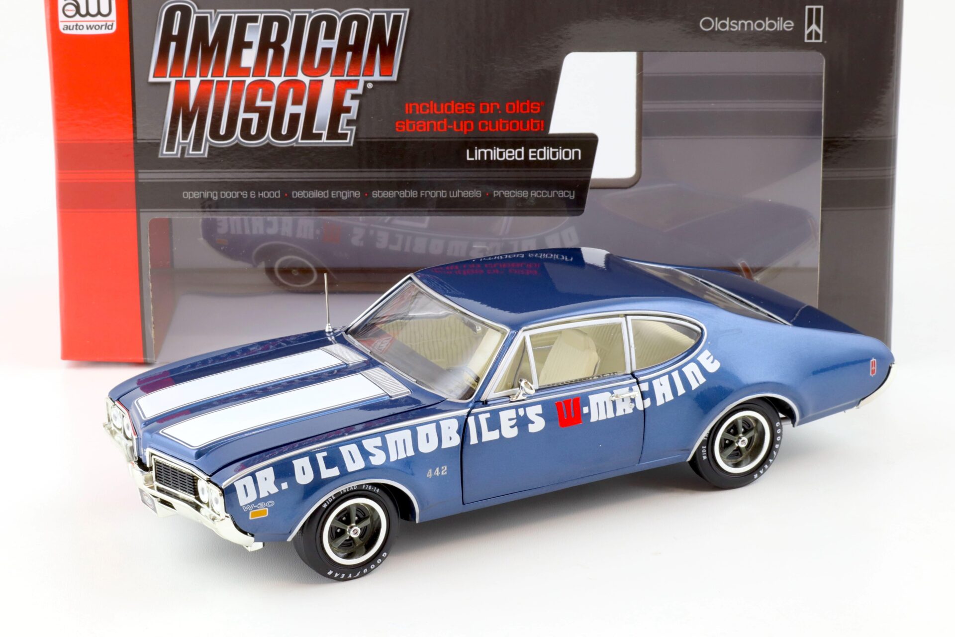 1:18 Auto World 1969 Oldsmobile 442 W-30 Coupe Dr. OldsmobileÂ´s W-Machine blue