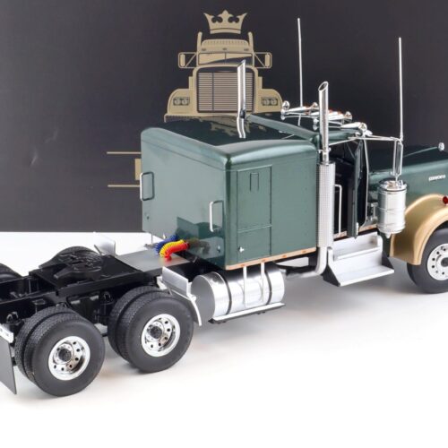 1:18 Road Kings truck Kenworth W900 SZM dark green metallic/ gold - Image 4