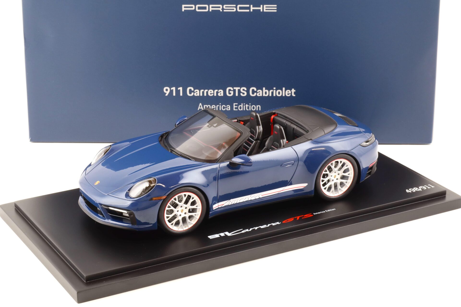 ID 81692 orig 1.jpg 1:18 Spark Porsche 911 (992) Carrera GTS Cabriolet America Edition blue WAP DEALER