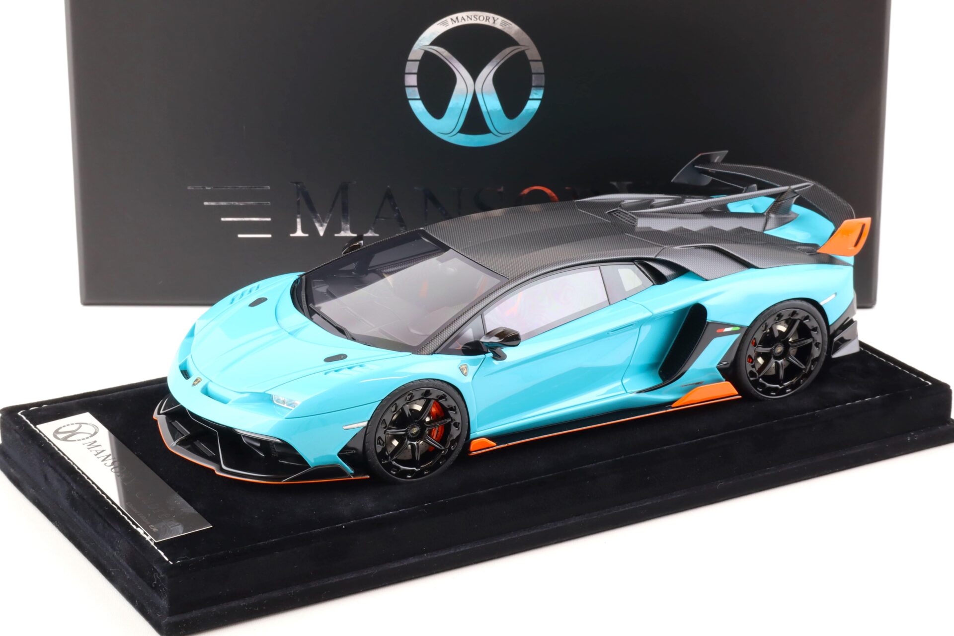 ID 81981 orig 1.jpg 1:18 Motorhelix Lamborghini Aventador MANSORY Cabrera Miami blue - Limited 40 pcs.