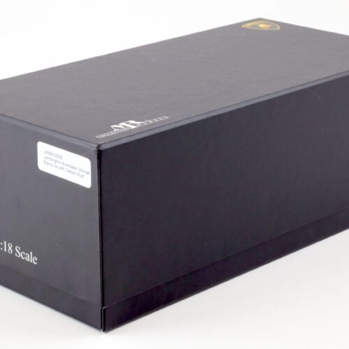 1:18 MR Collection Lamborghini Aventador Ultimae Bianco Isi with Carbon roof - Limited 149 pcs. - Image 4
