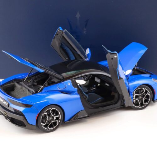 1:18 BBR Maserati MC20 Coupe 2020 Blu Infinito/ Gloss black roof Die-Cast HE180051E - Image 4