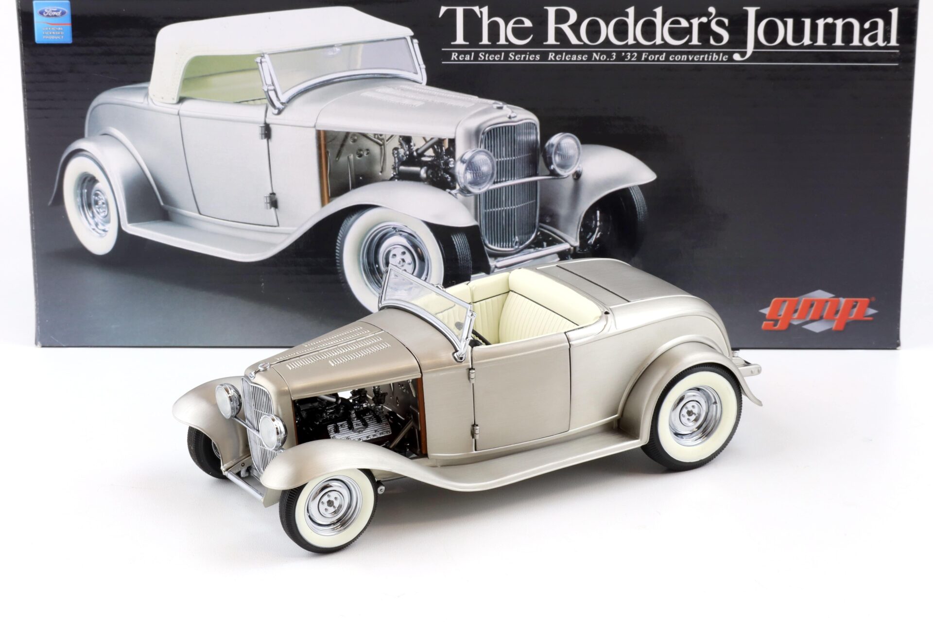 ID 82928 orig 1.jpg 1:18 GMP 1932 Ford Convertible Hot Rod Real Steel Series No.3 Rodder´s Journal
