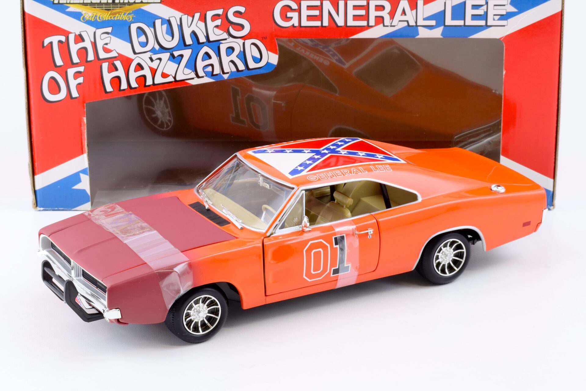 ID 82961 orig 1.jpg 1:18 ERTL 1969 Dodge Charger General Lee Dukes of Hazzard orange/ brown front