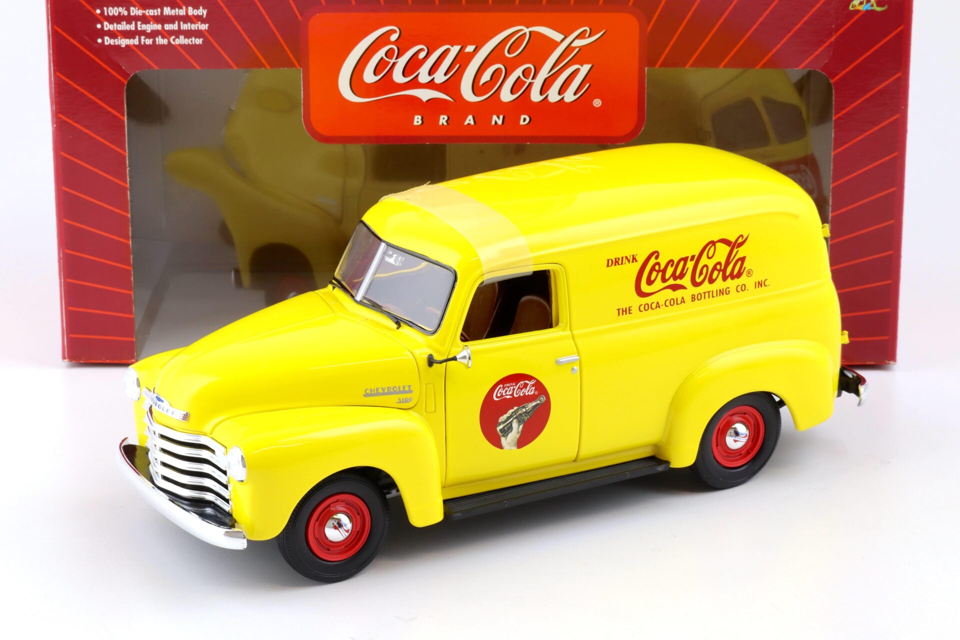 ID 82998 orig 1.jpg 1:18 Johnny Lightning 1948 Chevrolet Panel Delivery Van COCA COLA yellow